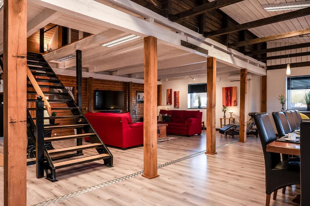 Unique Rustic Property In Skane Linderod Экстерьер фото